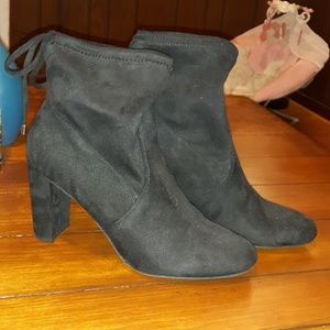 Womens New Direction Booties